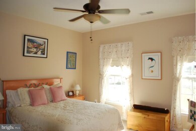 18202 Oakridge Hamlet Place, Purcellville, VA 20132 - photo 7