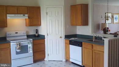 4156 Brown Bark Cir, Randallstown, MD 21133 - photo 6