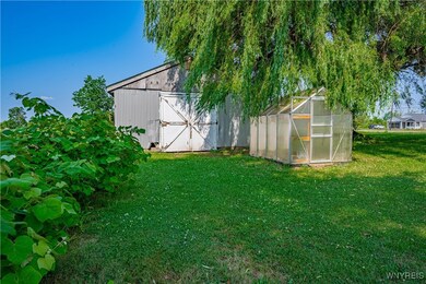 4700 Lockport Rd, Lockport, NY 14094 - photo 7