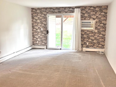 4 Carillon Dr unit B, Rocky Hill, CT 06067 - photo 3