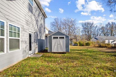 1548 Mcconnell Rd, Greensboro, NC 27401 - photo 5