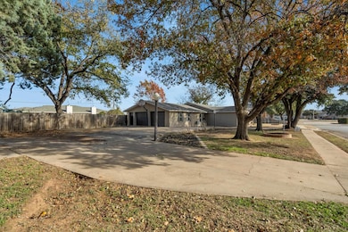 4809 Catalina Dr, Wichita Falls, TX 76310 - photo 2