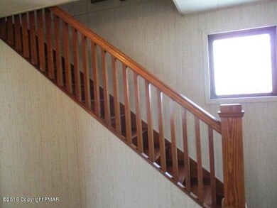 731 Center Ave, Jim Thorpe, PA 18229 - photo 5