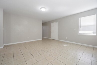 2802 Anthony St, Tampa, FL 33619 - photo 3