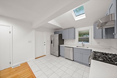 4 Post Ln, Dedham, MA 02026 - photo 3