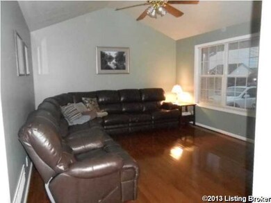 161 Ivy Dr, Mount Washington, KY 40047 - photo 2