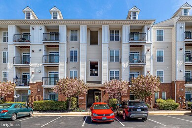 21216 Mcfadden Square unit 305, Sterling, VA 20165 - photo 5