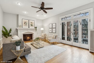 2912 N Pine Grove Ave unit 2, Chicago, IL 60657 - photo 2