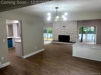 29621 Fernhill Dr, Farmington Hills, MI 48334 - photo 7