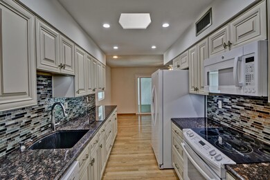 17314 N Del Webb Blvd, Sun City, AZ 85373 - photo 3