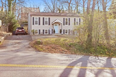 03-2724 Edgewood St SW_03