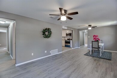 611 W Lone Star Ave, Cleburne, TX 76033 - photo 5