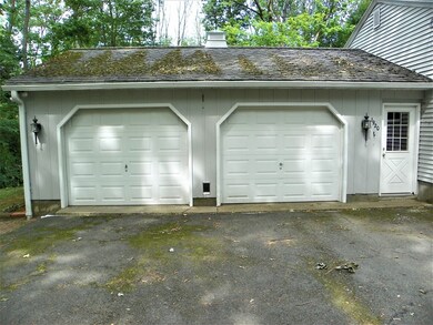 1920 Chestnut Hill Ave, Athol, MA 01331 - photo 4