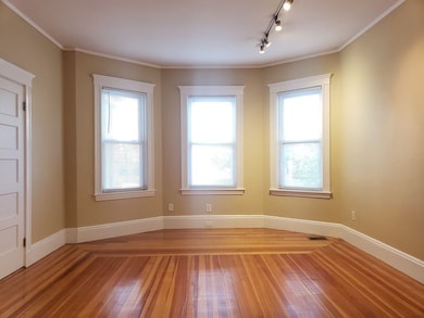 138 Davis Ave unit 1, Brookline, MA 02445 - photo 6