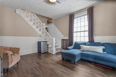 233 S Morris St, Waynesburg, PA 15370 - photo 3