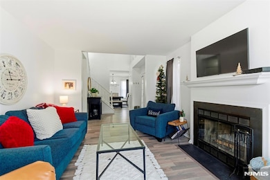 14 Willow Cir unit 706, Hamburg, NJ 07419 - photo 7