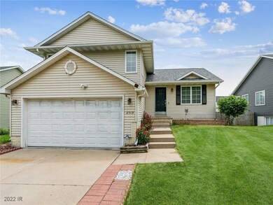 2519 Eagle Point Ct, Des Moines, IA 50320 - photo 3