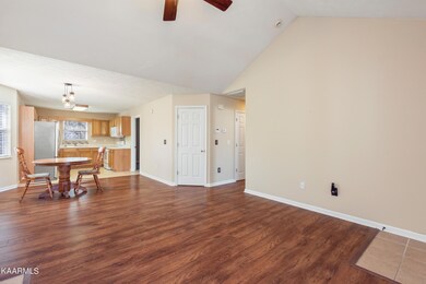 1518 River Colony Ct-20