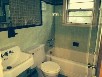 32 Humboldt St, Waltham, MA 02452 - photo 7