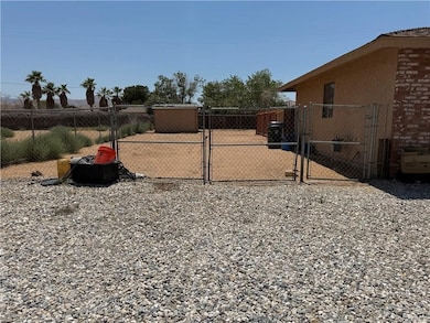 21275 Pocomoke Rd, Apple Valley, CA 92308 - photo 3