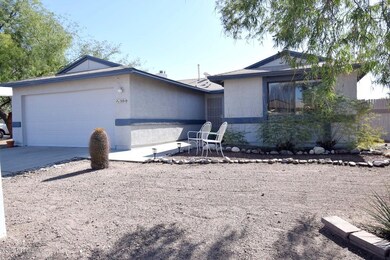 5884 N Edenbrook Ln, Tucson, AZ 85741 - photo 2
