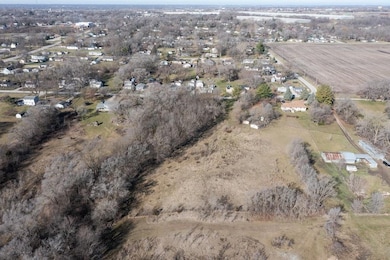 4763 NE 33rd Ct, Des Moines, IA 50317 - photo 2