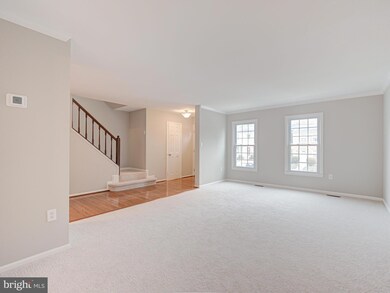 10332 Mockingbird Pond Ct, Burke, VA 22015 - photo 7