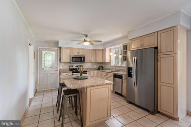 1836 W Main St, Norristown, PA 19403 - photo 7