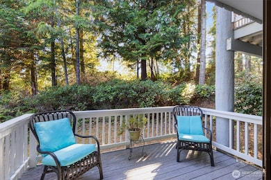 101 Highland Green unit 5, Port Ludlow, WA 98365 - photo 7