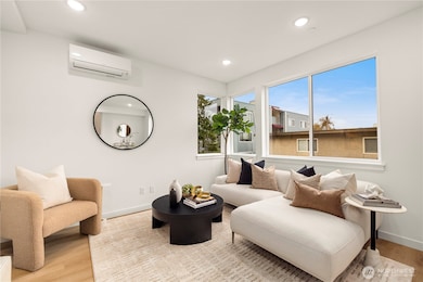 6538 Latona Ave NE, Seattle, WA 98115 - photo 4