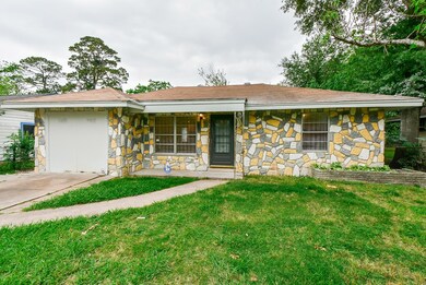 7337 Caddo Rd, Houston, TX 77016 - photo 2