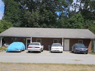 2450 Bank St unit A, B, C, D, Asheboro, NC 27203 - photo 2