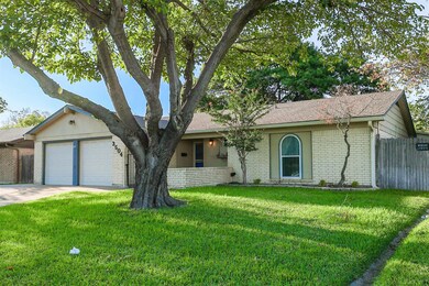 3504 Madrid Dr, Fort Worth, TX 76133 - photo 3