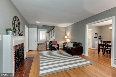 2340 N Oak St, Falls Church, VA 22046 - photo 6