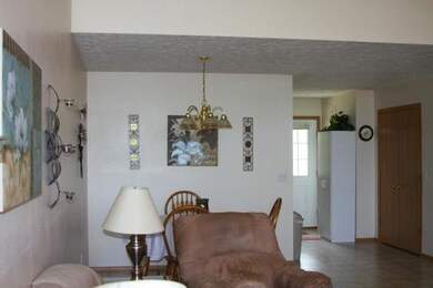 691 E Kings Carriage Blvd, Nixa, MO 65714 - photo 4