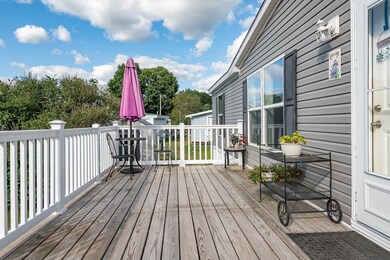 6 Wanda Ln, Exeter, NH 03833 - photo 4