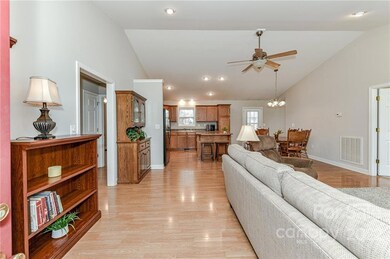 218 Swann Rd, Statesville, NC 28625 - photo 4