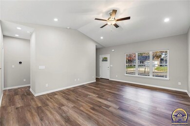 1025 S Olive St, Ottawa, KS 66067 - photo 4