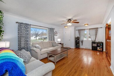 1912 E 28th St, Des Moines, IA 50317 - photo 5