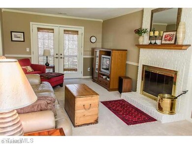 4112 Trappers Run Ct, High Point, NC 27265 - photo 3