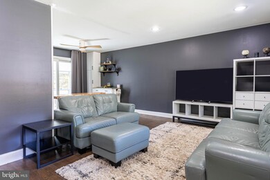 204 Bells Lake Rd, Blackwood, NJ 08012 - photo 3