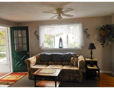 121 Huggins Rd, Rockland, MA 02370 - photo 3