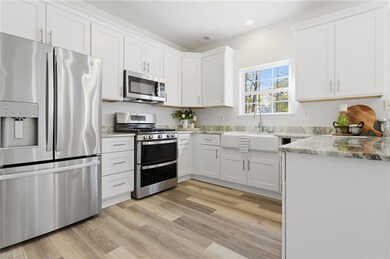 1624 Emerald Woods Dr, Chesapeake, VA 23321 - photo 7