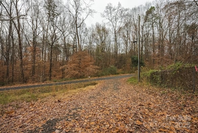 9336 Pinewood Ave, Charlotte, NC 28214 - photo 6