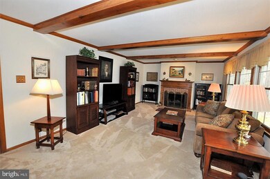 8 Preswick Dr, Medford, NJ 08055 - photo 3