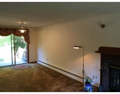 112 Bumble Bee Cir, Shrewsbury, MA 01545 - photo 6