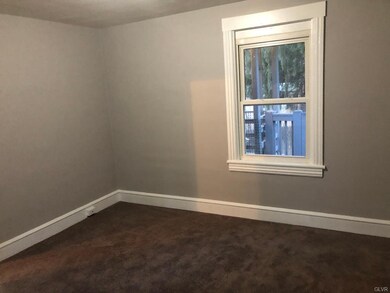 412 Chestnut St unit 2, Slatington, PA 18080 - photo 4