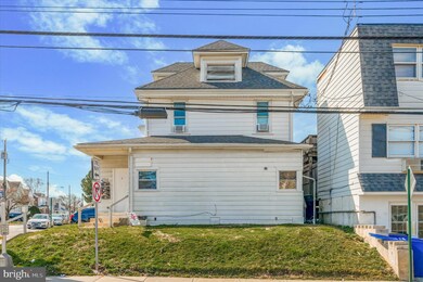 2802 Edgmont Ave unit E, Brookhaven, PA 19015 - photo 2