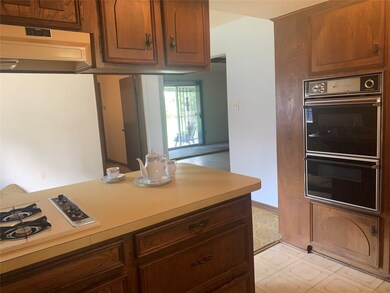 7754 Hereford St, Houston, TX 77087 - photo 7