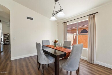 04-Dining Area